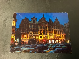 20 - BRUXELLES Un Coin De La Grand’Place - Brüssel Bei Nacht