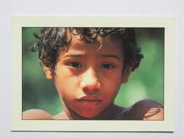 Carte Postale : BELEM : Paulo, à L'avant De Sa Barque Sur Un Iguarapé, Photo Raymond FAU - Belém