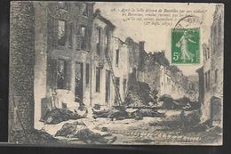 Cpa 0819312  Bazeilles  Les Soldats Bavarois Incendient Le Village 1er Sept 1870 - Other Municipalities