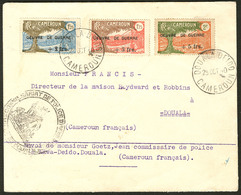 Lettre "OEUVRE" Sans "S". Nos 233 à 235, Sur Enveloppe Locale De Douala 28 Oct 40. - TB - Autres & Non Classés