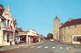 Montmartin-sur-Mer - Le Bourg Et L'Eglise - La Poste - Montmartin Sur Mer