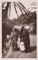 AK Scènes Types Porteuse D' Eau Desert Bédouine Nomade Arabe Arab Arabien Afrique Africa Afrika Vintage Egypte Algerie ? - Afrique