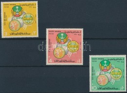 ** 1974 100 éves Az UPU Sor Mi 554-556 - Altri & Non Classificati