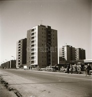 1968 Kecskemét, Lenin Városrész, 12 Db Szabadon Felhasználható, Vintage Negatív, 6x6 Cm - Other & Unclassified