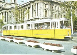 ** 15 Db Modern Budapesti Villamos Motívumlap / 15 Modern Tram Motive Cards From Budapest - Non Classificati