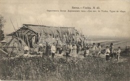 ** T2 Kirov, Vyatka; Types De Village / House Building Villagers, Folklore. Phototypie Scherer, Nabholz & Co. Moscou - Non Classés