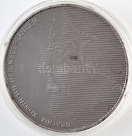 Hollandia 1984. 50G Ag 'Orániai Vilmos Halálának 400-ik évfordulója' Dísztokban, Tanúsítvánnyal T:1
Netherlands 1984. 50 - Unclassified