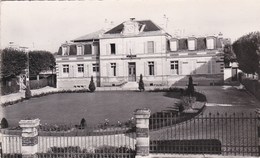 LE CHESNAY - YVELINES -  (78) -  CPSM DENTELÉE 1959. - Le Chesnay
