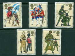 GB 1983 Military Uniforms MUH Lot16665 - Unclassified