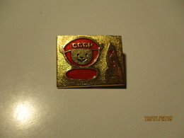 SPACE ASTRONAUT AND ROCKET  USSR RUSSIA  OLD PIN BADGE , 0 - Space