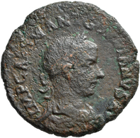 Antike: 46 Stück Meist Römische Bronzemünzen, Diverse Herrscher Und Prägeperioden. In Unterschiedlic - Other & Unclassified
