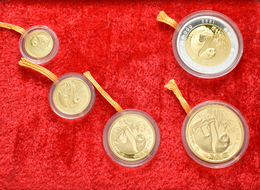 China - Volksrepublik - Anlagegold: China Gold Panda Proof Set 1993: Lot 5 Münzen Bestehend Aus 50 Y - China