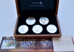Neuseeland: Giants Of New Zealand: 5 X 1 Dollar 2009, Je 1 OZ 999/1000 Silber, Mit Motiven Der Größt - Neuseeland