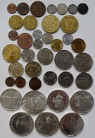 Island: Lot 39 Münzen Aus Island, Umlaufmünzen Sowie Gedenkmünzen. 7 Münzen Aus Silber. - Island