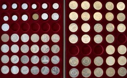 DDR: Konvolut Von Insgesamt 68 Münzen; 12 X 20 Mark, 19 X 10 Mark, 24 X 5 Mark Und 13 X Kleingeldmün - Autres & Non Classés