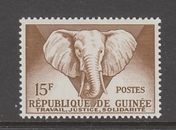 TIMBRE NEUF DE GUINEE - TETE D'ELEPHANT N° Y&T 13 - Eléphants