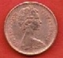 GREAT BRITAIN  #  1/2 NEW PENNY FROM 1971 - 1/2 Penny & 1/2 New Penny