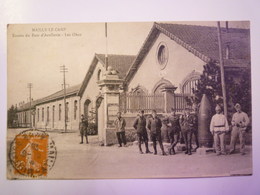 MAILLY-le-CAMP  (Aube)  :  Entrée Du Parc D'Artillerie  -  Les OBUS   1928   XXX - Mailly-le-Camp