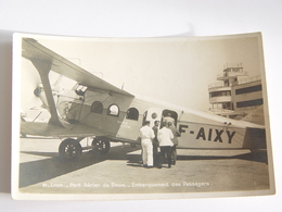 Delcampe - RHONE-BRON-21-LYON-PORT AERIEN DE BRON EMBARQUEMENT DES PASSAGERS-ANIMEE - Bron