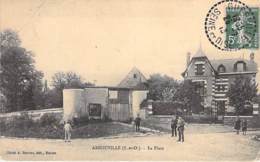 95 - ARNOUVILLE : La Place - CPA - Val D'Oise - Arnouville Les Gonesses