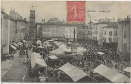 CPA - Le Marché ISSOIRE 63 - Issoire