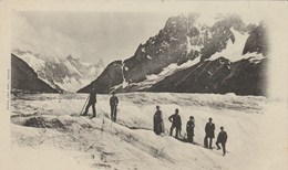 CHAMONIX   74  HAUTE SAVOIE    -   CPA  TRAVERSEE DE LA MER DE GLACE - Chamonix-Mont-Blanc