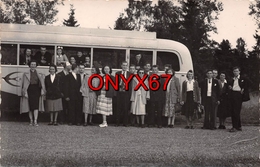 Delcampe - Carte Postale Photo MONDORF-LES-BAINS (Luxembourg) BUS Touristes De Remiremont (Vosges-France) - Bad Mondorf