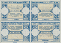 Kambodscha: 1953 (approx). International Reply Coupon 4.00 Piaster (London Type) In An Unused Block - Camboya