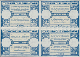 Algerien: 1940s (approx). International Reply Coupon 4 Francs (London Type) In An Unused Block Of 4. - Cartas & Documentos