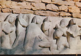 Delcampe - Taizé - Relief Fe Pierre - "La Nativité" - Cluny
