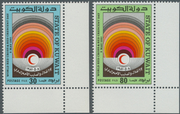 Kuwait: 1981, World Red Cross & Red Crescent Day Complete Set Of Two In A Lot With About 850 Sets In - Koeweit