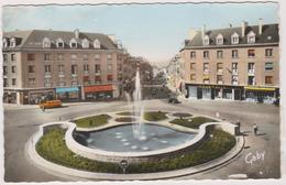 Delcampe - 61   Flers   De L'orne  Place Centrale Et Rue Du 6 Juin - Flers