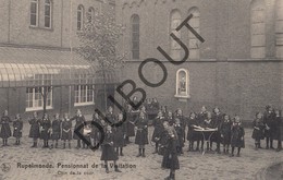 Delcampe - Postkaart - Carte Postale RUPELMONDE Pensionnat De La Visitation - Coin De La Cour (L125) - Kruibeke