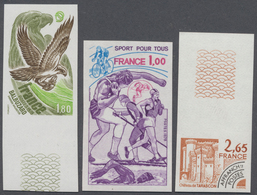 Frankreich: 1942/1984, Bestand Von 45 Verschiedenen UNGEZÄHNTEN Marken Dabei Schöne Motive, Ein Satz - Sammlungen