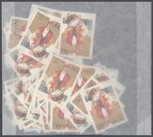 Portugal - Azoren: 1981-1990: Bulk Lot, CEPT Stamps In Complete Sets. 1981: 800 Sets, 1982: 4400 Set - Azores