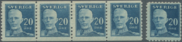 Schweden: 1920, King Gustaf V. Full Face 20öre Blue In A Lot With 25 Stamps Incl.14 Stamps Vert. Per - Storia Postale