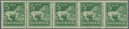 Schweden: 1925, Standing Lion 5öre Green On Toned Paper Perf. 13 With Wmk. Lines (unchecked For Wmk. - Briefe U. Dokumente