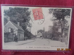 Delcampe - CPA - Creil - Rue Gambetta Et Pont Royal - Creil