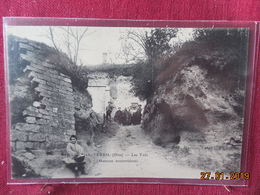 Delcampe - CPA - Creil - Les Tufs (Maisons Souterraines) - Creil