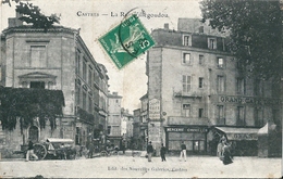 Delcampe - 2  CPA  De  CASTRES  ( 81 )  La Rue Villegoudou , Le Pont Miredames . - Castres