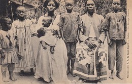 Delcampe - Gabon Missions Des P.P Du Saint Esprit Un Ménage Chrétien - Gabun