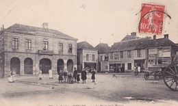 Delcampe - VIBRAYE   La Place De La MAIRIE  ( Plan Animé ) - Vibraye