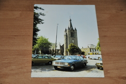 Delcampe - 7520-  VALKENSWAARD, ST. NICOLAAS KERK / Auto / Car / Coche / Voiture - Valkenswaard