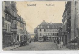 Delcampe - 57 SARREGUEMINES . La Place Du Marché , Marktplatz , édit :  , écrite En 1909  , état Extra - Sarreguemines
