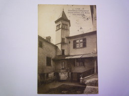 LYON  (Rhône)  :  MAISON Des ETUDIANTES  (ancien Château De La BUIRE)  Cour Intérieure   1925   XXX - Other & Unclassified