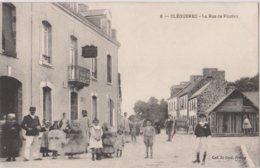 CLEGUEREC - La Rue De Pontivy - CAFE RESTAURANT -  CPA TBon Etat (voir Scan) - Cleguerec