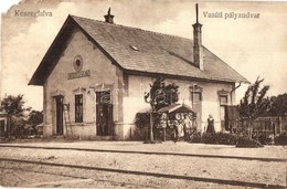 * T4 Keszegfalva, Kamenicná; Vasúti Pályaudvar, Vasútállomás, Létra / Bahnhof / Railway Station, Ladder (EM) - Zonder Classificatie