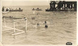 ** T2/T3 Vízilabda Meccs Nyílt Vízen A Mólóknál / Water Polo Match In Open Water Near The Pier. Photo  (EK) - Zonder Classificatie