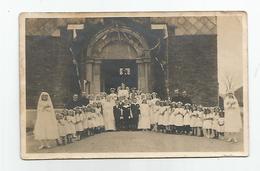 Carte Photo  église Animée Enfants De Choeur Ange ... - Te Identificeren