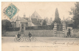 18 // MASSAY   Le Chateau, Vue De La Place De L'église - Massay